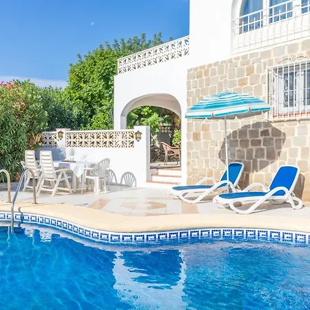 Villa W Pool Seaview In Cometa